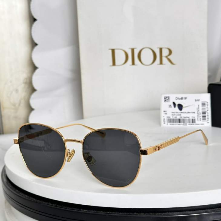 Picture of Dior Sunglasses _SKUfw76197835fw